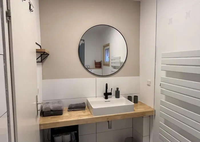 Zum Turmstorch - Frisch Saniert, Modern, Eigener Zugang Apartament Erlensee